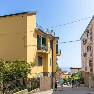  Apartment La Casa Di Madi